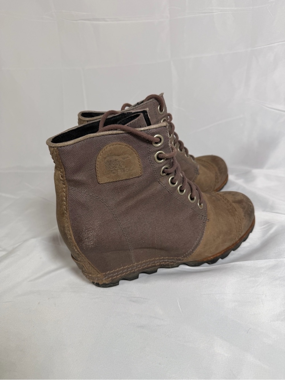 Sorel Brown Canvas Leather Lace Up Wedge Ankle Boots 7.5
